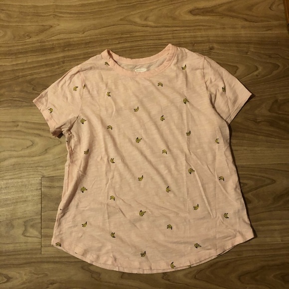 Light pink tshirt with bananas on it. - Picture 4 of 4
